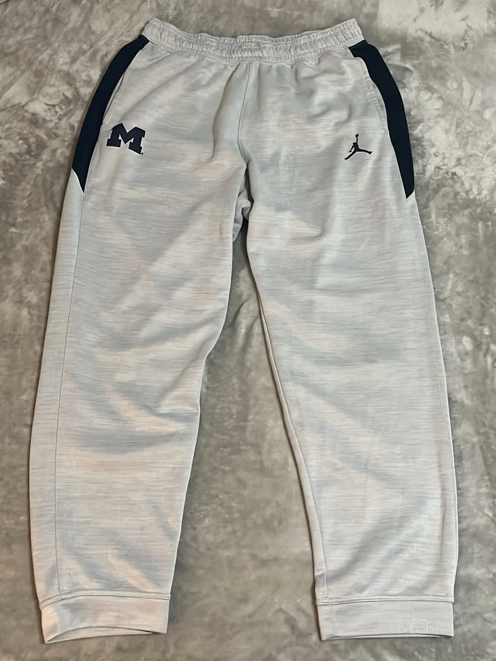 Air Jordan Michigan Wolverines Spotlight Performance Jogger Pants Gray Men’s XL